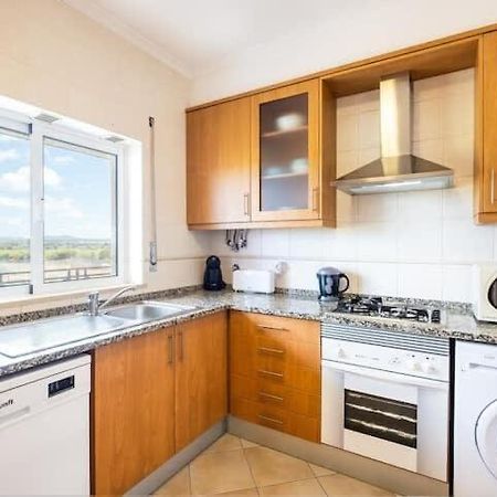 Apartment Alfarmar - Pool, Beach Only A Few Minutes Away Albufeira Bagian luar foto