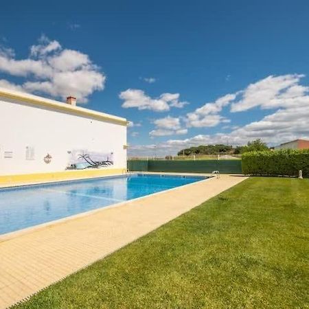 Apartment Alfarmar - Pool, Beach Only A Few Minutes Away Albufeira Bagian luar foto