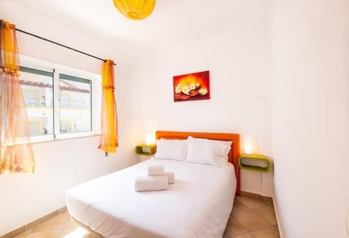Apartment Alfarmar - Pool, Beach Only A Few Minutes Away Albufeira Bagian luar foto