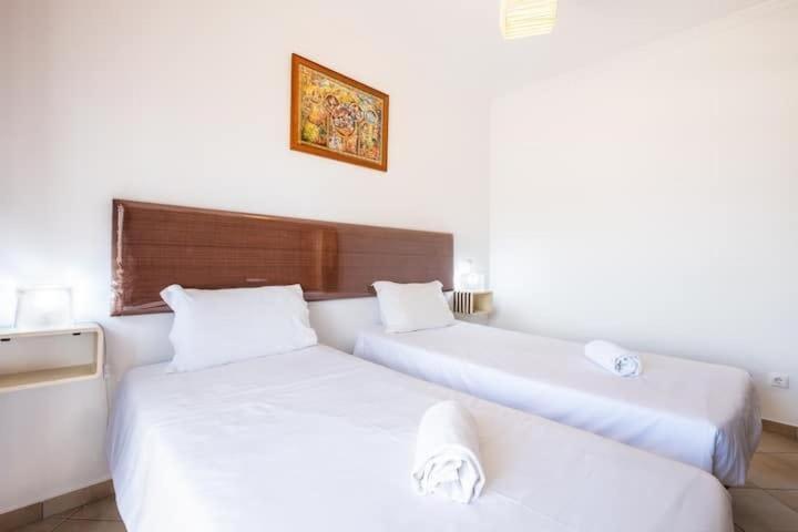 Apartment Alfarmar - Pool, Beach Only A Few Minutes Away Albufeira Bagian luar foto